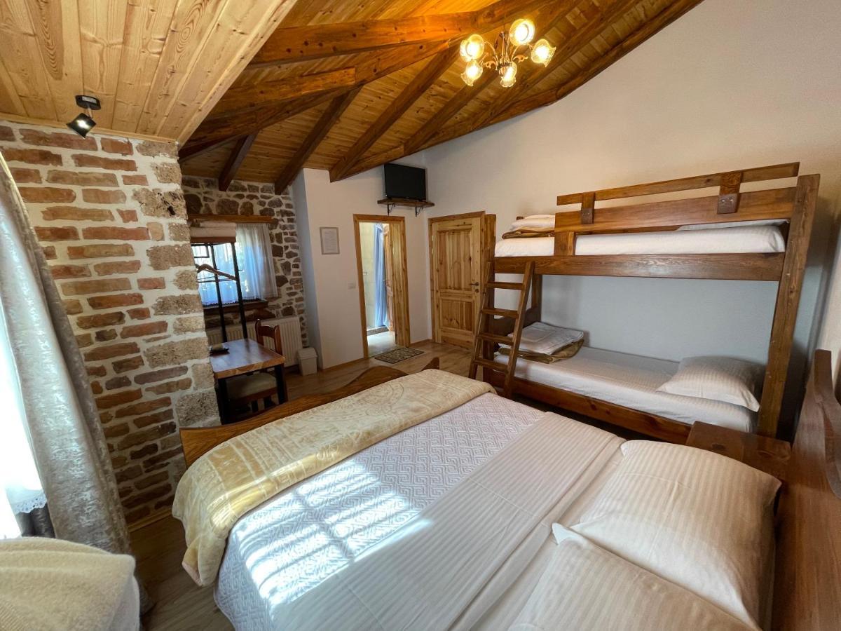 Hotel Bujtina Liana Voskopojë Exteriér fotografie