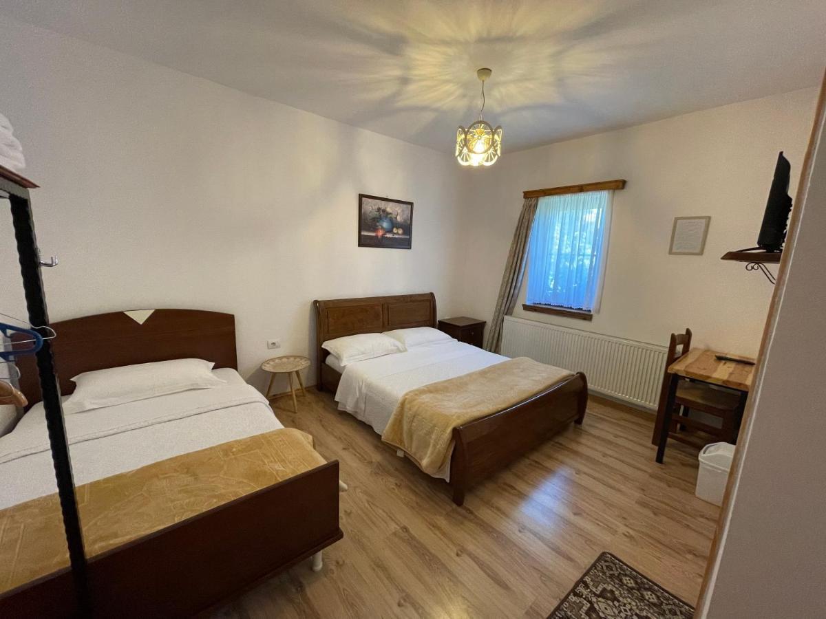 Hotel Bujtina Liana Voskopojë Exteriér fotografie