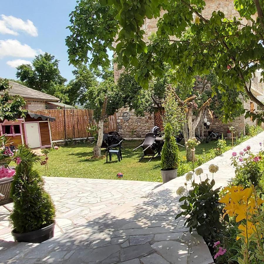 Hotel Bujtina Liana Voskopojë Exteriér fotografie