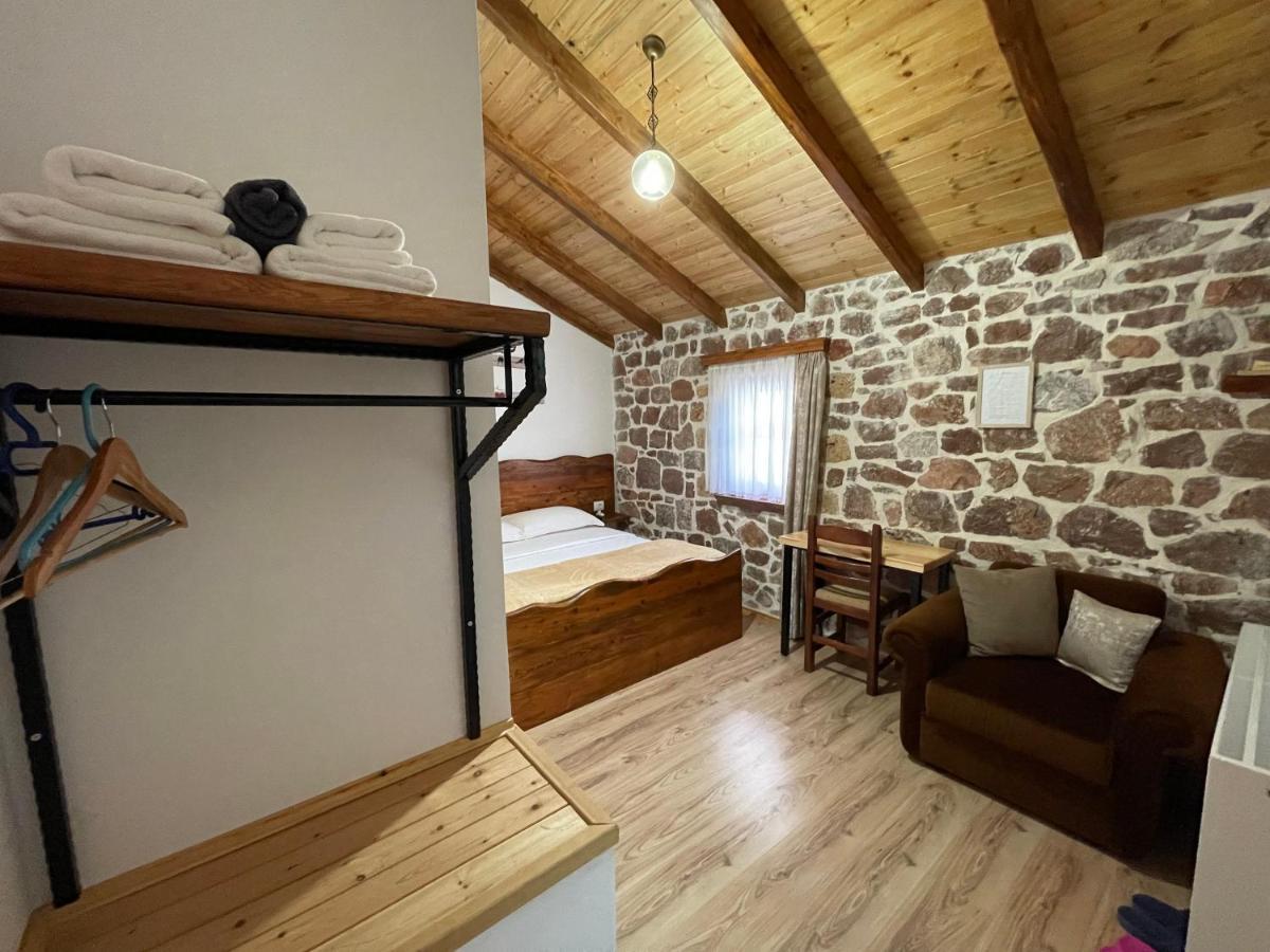 Hotel Bujtina Liana Voskopojë Exteriér fotografie