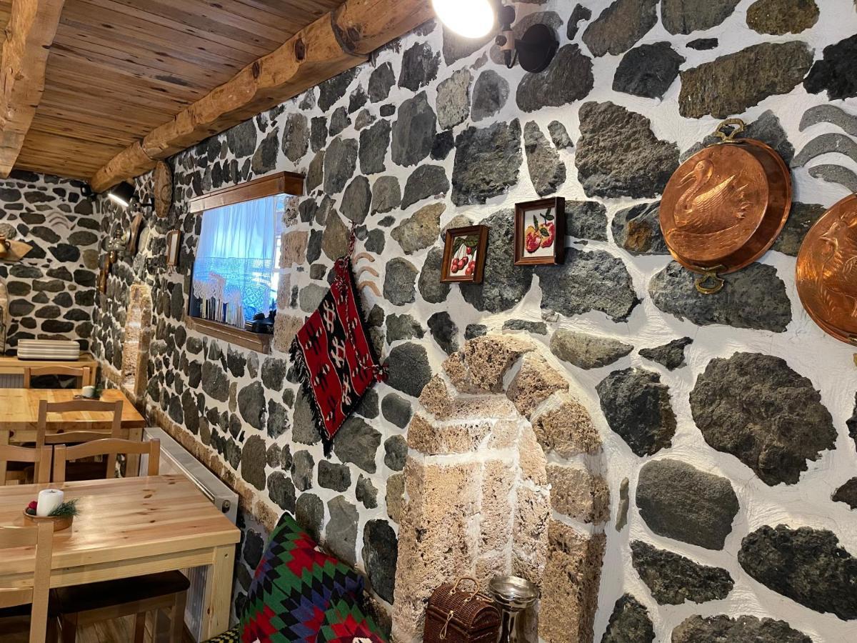 Hotel Bujtina Liana Voskopojë Exteriér fotografie