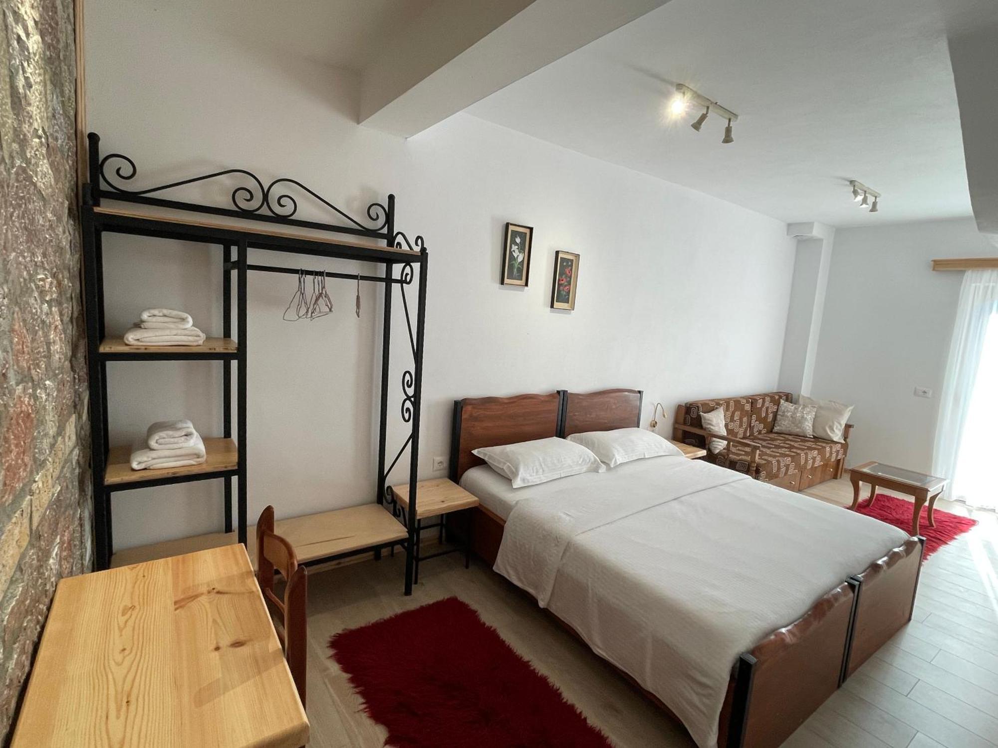 Hotel Bujtina Liana Voskopojë Exteriér fotografie