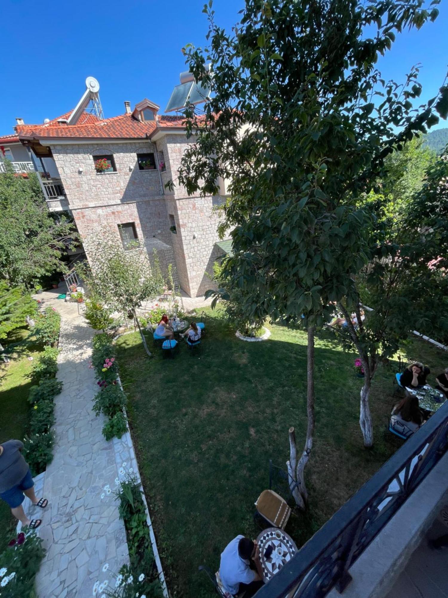 Hotel Bujtina Liana Voskopojë Exteriér fotografie